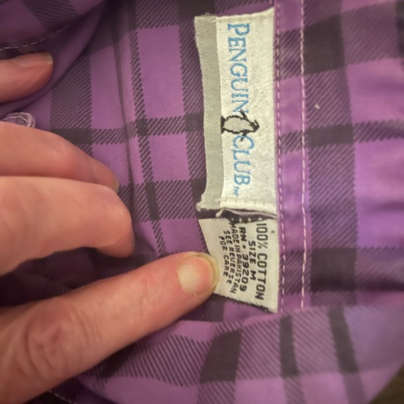 Great Penguin Club Men’s shirt. Fantastic long sleeved Penguin Club man’s shirt. - Picture 4 of 4